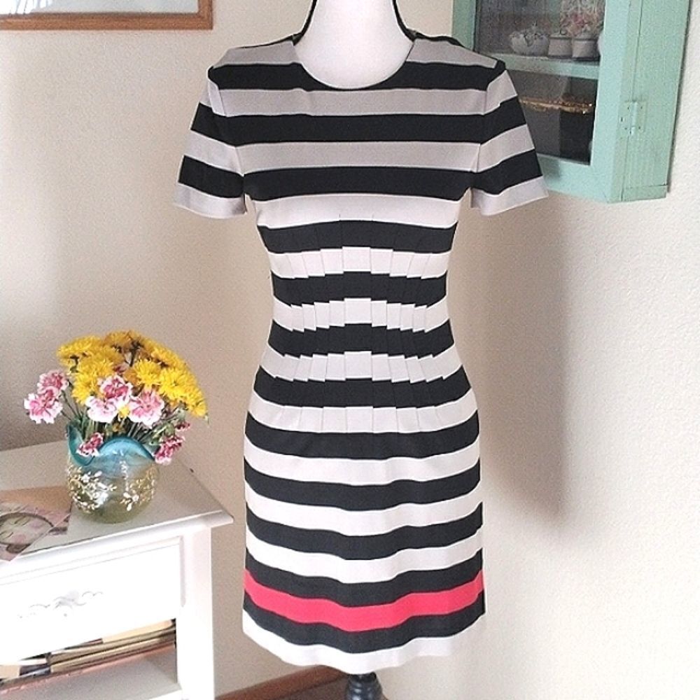 🌻HOST PICK!🥰 Diane Von Furstenberg Striped Dress